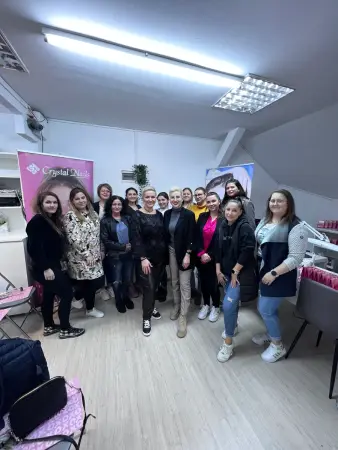 Eveniment Edina Borza — Nails & Magic Conference / seminarii